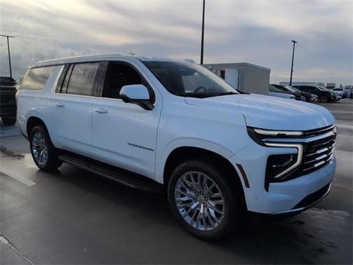 2025 Chevrolet Suburban LT