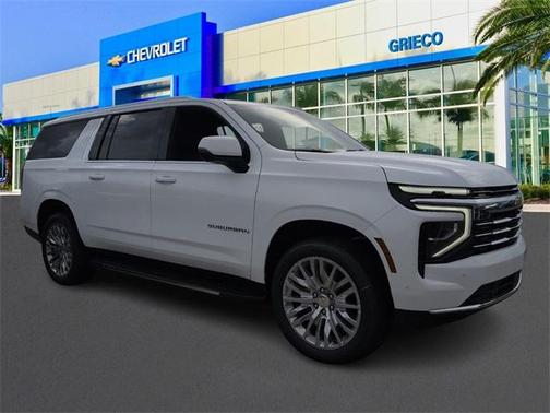 2025 Chevrolet Suburban LT