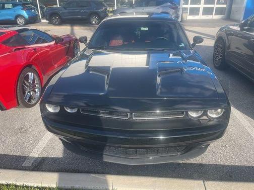 2020 Dodge Challenger SXT