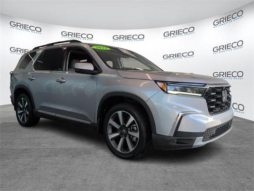 2023 Honda Pilot Elite