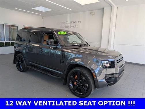 2023 Land Rover Defender 110 SE