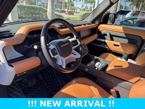 2023 Land Rover Defender 110 SE