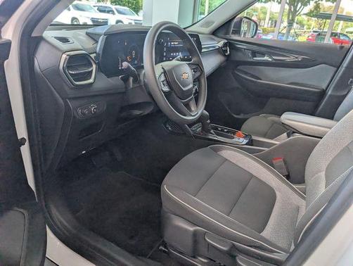 Summit White 2024 Chevrolet Trailblazer LS