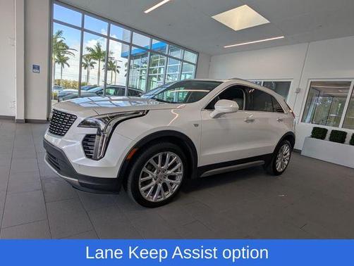 Crystal White Tri-Coat 2019 Cadillac XT4 Premium Luxury