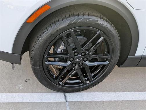 2026 Chevrolet Equinox EV LT 2