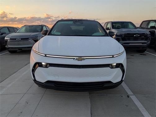 2026 Chevrolet Equinox EV LT 2