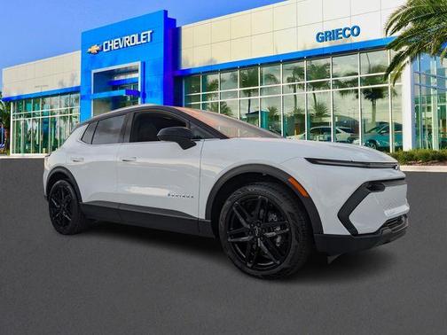 2026 Chevrolet Equinox EV LT 2