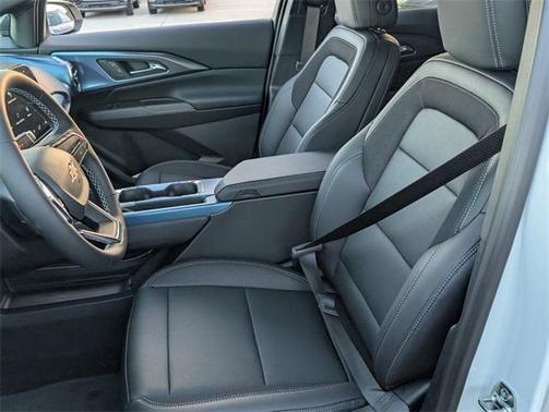 2026 Chevrolet Equinox EV LT 2