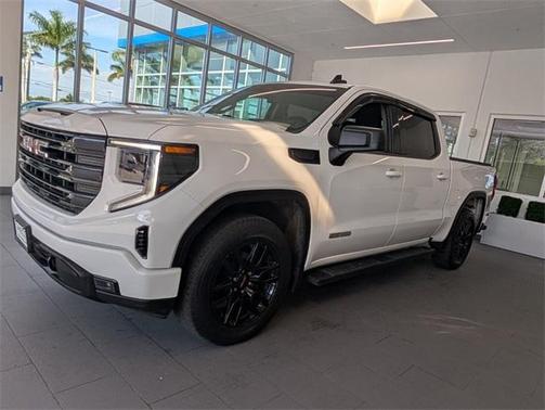 2022 GMC Sierra 1500 Elevation