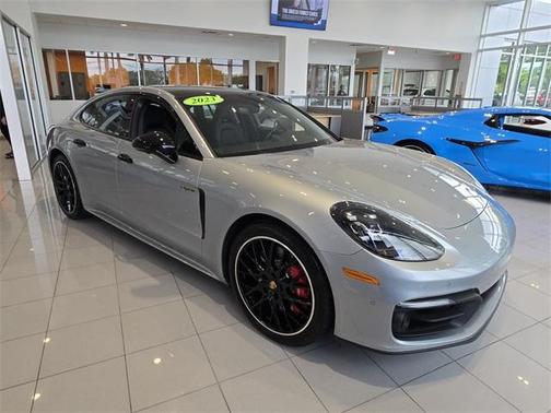 2023 Porsche Panamera E-Hybrid 4S