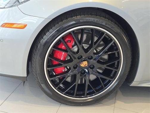 2023 Porsche Panamera E-Hybrid 4S