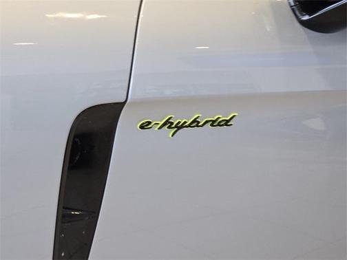 2023 Porsche Panamera E-Hybrid 4S