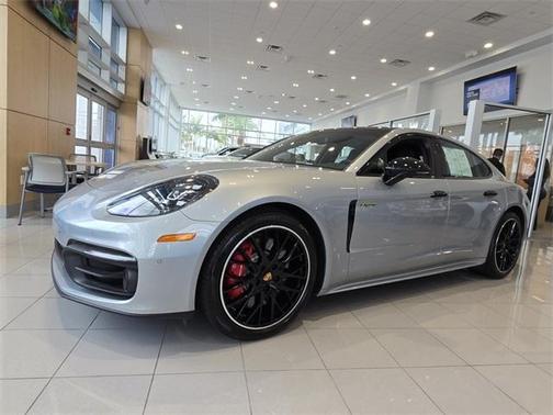 2023 Porsche Panamera E-Hybrid 4S