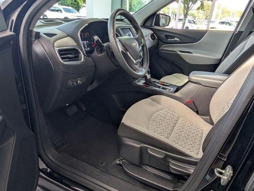 Mosaic Black Metallic 2024 Chevrolet Equinox LS