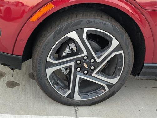 2026 Chevrolet Equinox EV LT 2