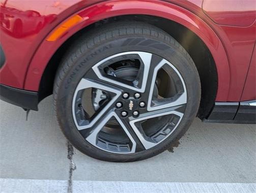 2026 Chevrolet Equinox EV LT 2