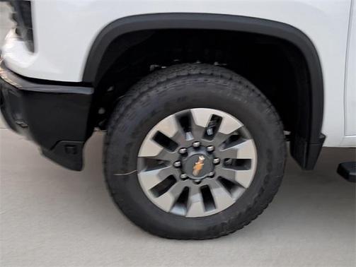 2026 Chevrolet Silverado 2500 Custom