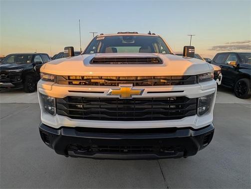 2026 Chevrolet Silverado 2500 Custom