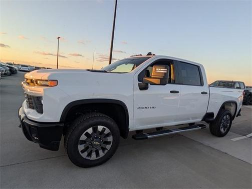 2026 Chevrolet Silverado 2500 Custom