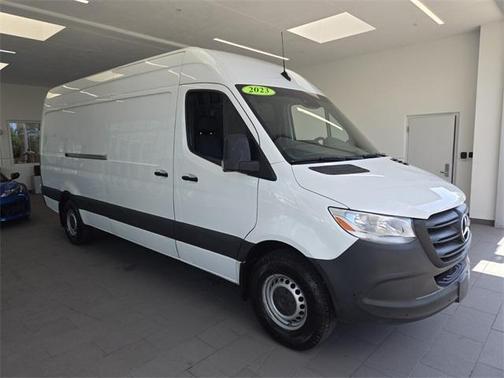 2023 Mercedes-Benz Sprinter 2500 170 WB
