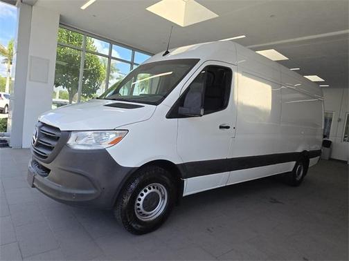 2023 Mercedes-Benz Sprinter 2500 170 WB