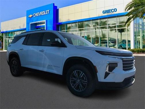 2025 Chevrolet Traverse LT