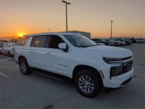 2026 Chevrolet Suburban LS