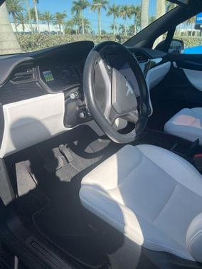 2020 Tesla Model X Long Range