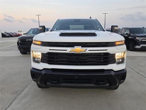 2025 Chevrolet Silverado 2500 Custom