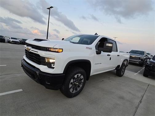 2025 Chevrolet Silverado 2500 Custom