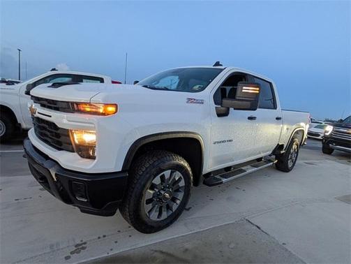 2025 Chevrolet Silverado 2500 Custom