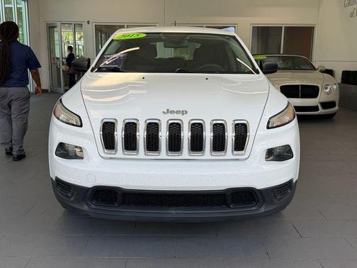 Bright White Clearcoat 2015 Jeep Cherokee Sport
