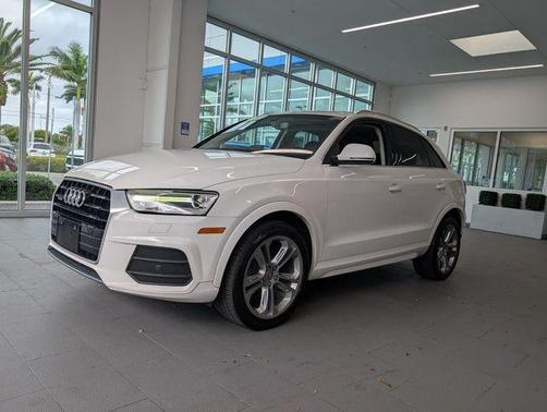 2016 Audi Q3 2.0T Premium Plus