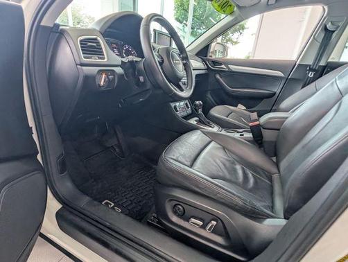 2016 Audi Q3 2.0T Premium Plus