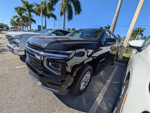 2026 Chevrolet Suburban LS