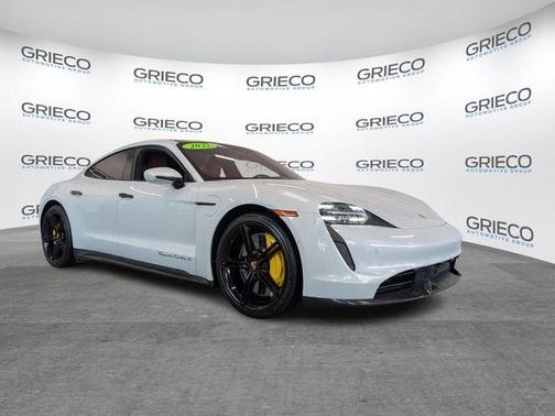 2022 Porsche Taycan Turbo S