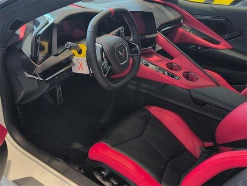 2026 Chevrolet Corvette Stingray w/2LT