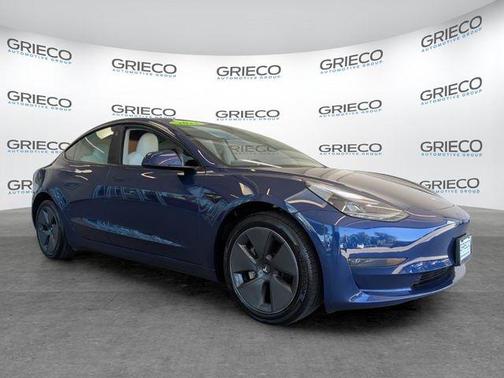 Deep Blue Metallic 2023 Tesla Model 3 Base