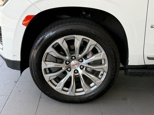 Summit White 2024 GMC Yukon Denali