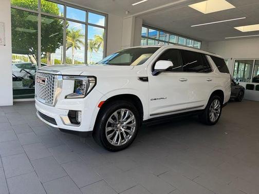 Summit White 2024 GMC Yukon Denali