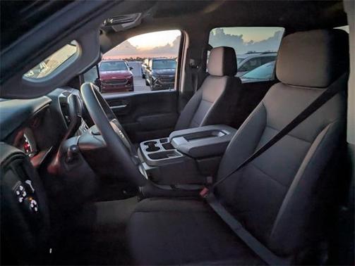 2025 Chevrolet Silverado 2500 Custom