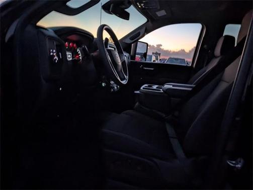 2025 Chevrolet Silverado 2500 Custom
