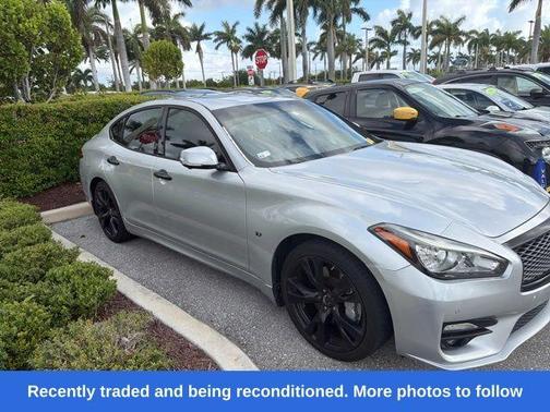 Liquid Platinum 2019 INFINITI Q70 3.7 LUXE