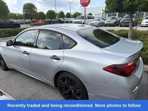 Liquid Platinum 2019 INFINITI Q70 3.7 LUXE