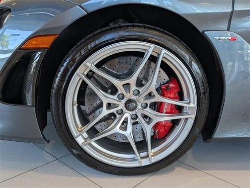 2020 McLaren 720S Luxury