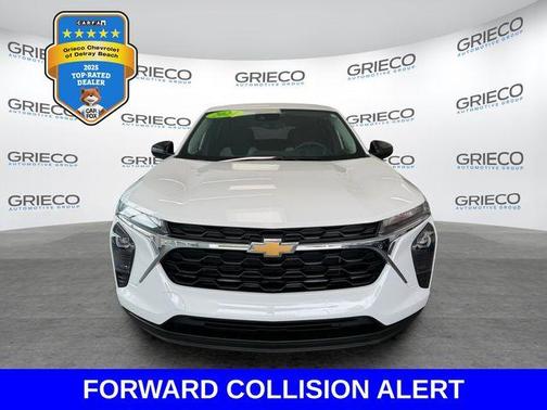 Summit White 2024 Chevrolet Trax LS