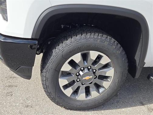 2025 Chevrolet Silverado 2500 Custom