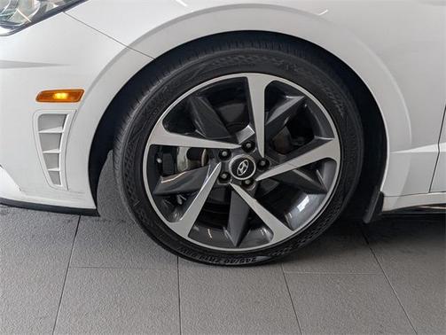 2021 Hyundai SONATA SEL Plus