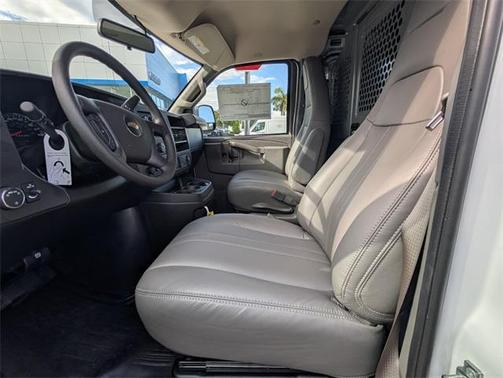 2025 Chevrolet Express 2500 Work Van