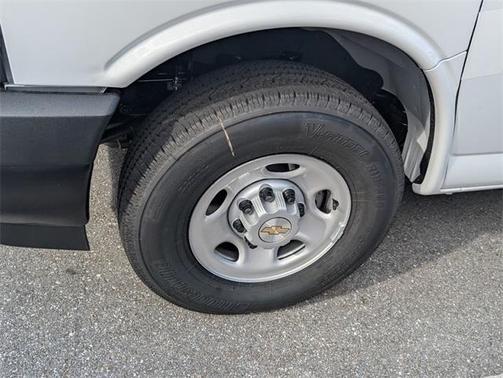 2025 Chevrolet Express 2500 Work Van
